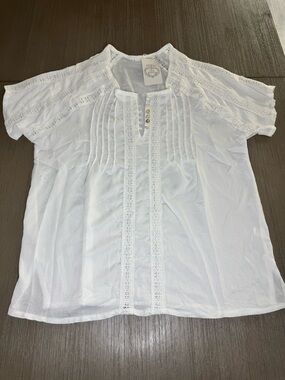 Boho White Lace-Trim Pintuck Blouse - Heart Tag